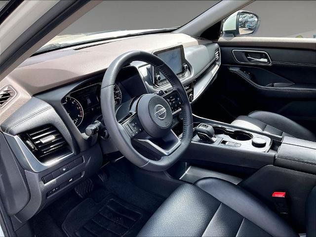 Certified 2021 Nissan Rogue SV w/ Premium Package AWD/4WD image 8