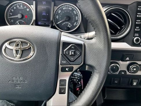 Used 2020 Toyota Tacoma SR5 image 11