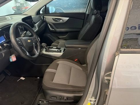 Used 2023 Chevrolet Blazer LT w/ Convenience Package FWD image 6