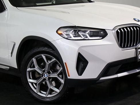 Used 2024 BMW X3 xDrive30i image 8