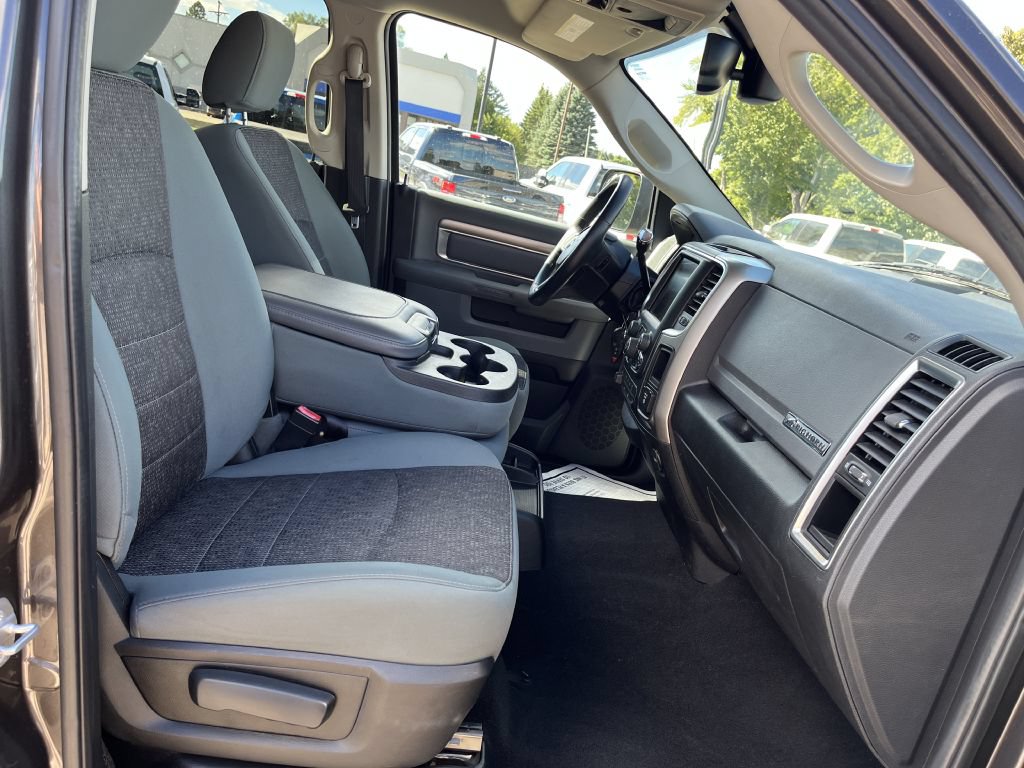 Used 2017 RAM 2500 Big Horn AWD/4WD image 32