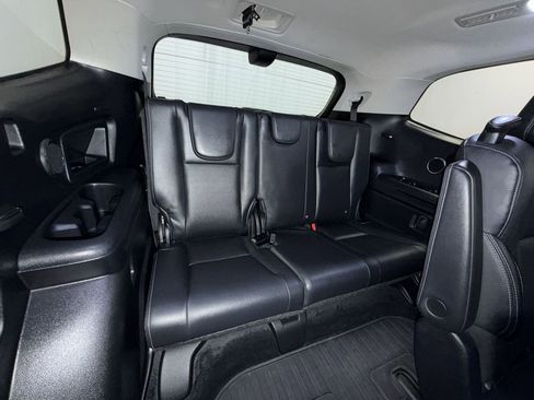 Used 2022 Subaru Ascent Touring image 18