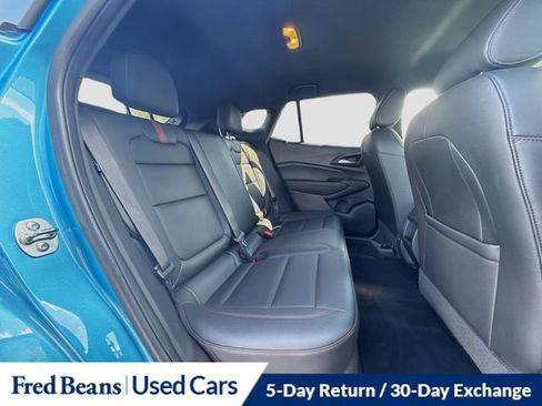 Used 2025 Chevrolet Trax RS w/ Driver Confidence Package FWD image 27