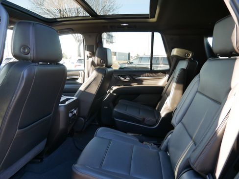 Used 2021 GMC Yukon Denali AWD/4WD image 10