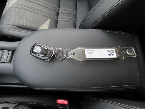 Certified 2024 Honda HR-V EX-L image 26