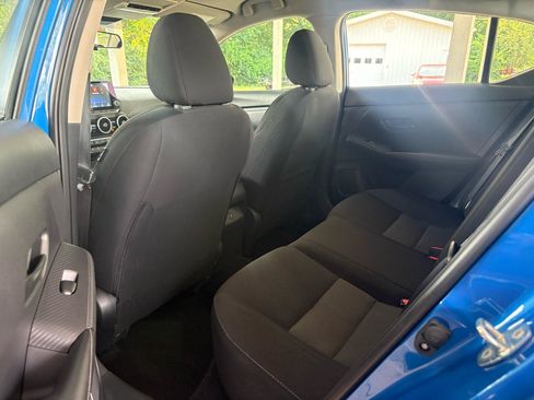 Used 2024 Nissan Sentra SV FWD image 17