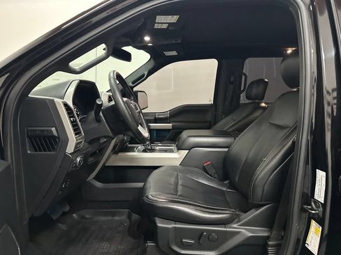 Used 2019 Ford F150 Lariat RWD image 28