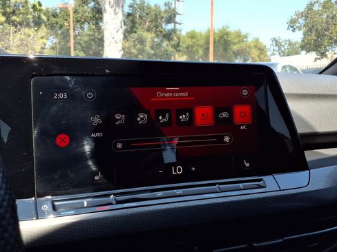 Used 2022 Volkswagen GTI SE FWD image 10