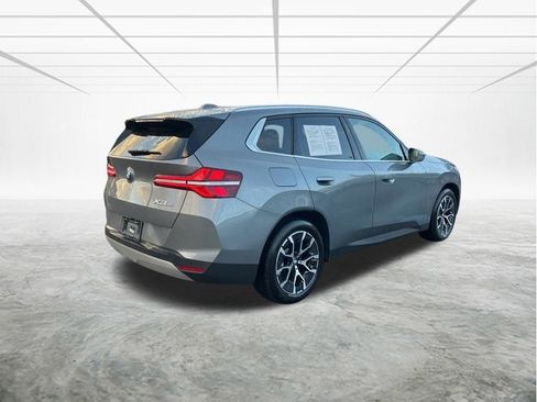 Used 2025 BMW X3 xDrive30i image 4