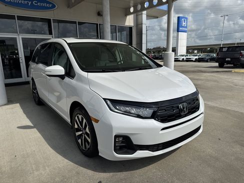 New 2026 Honda Odyssey EX-L image 3