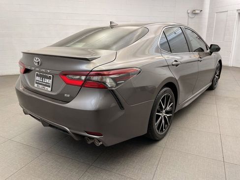 Used 2024 Toyota Camry SE FWD image 5