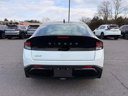 New 2026 Nissan Leaf SV+ w/ Floor Mat Package (SV+) image 6