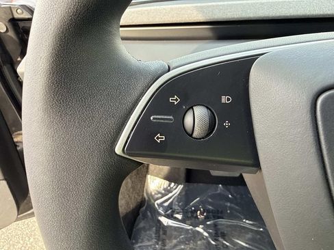 Used 2025 Tesla Model 3 Long Range RWD image 38