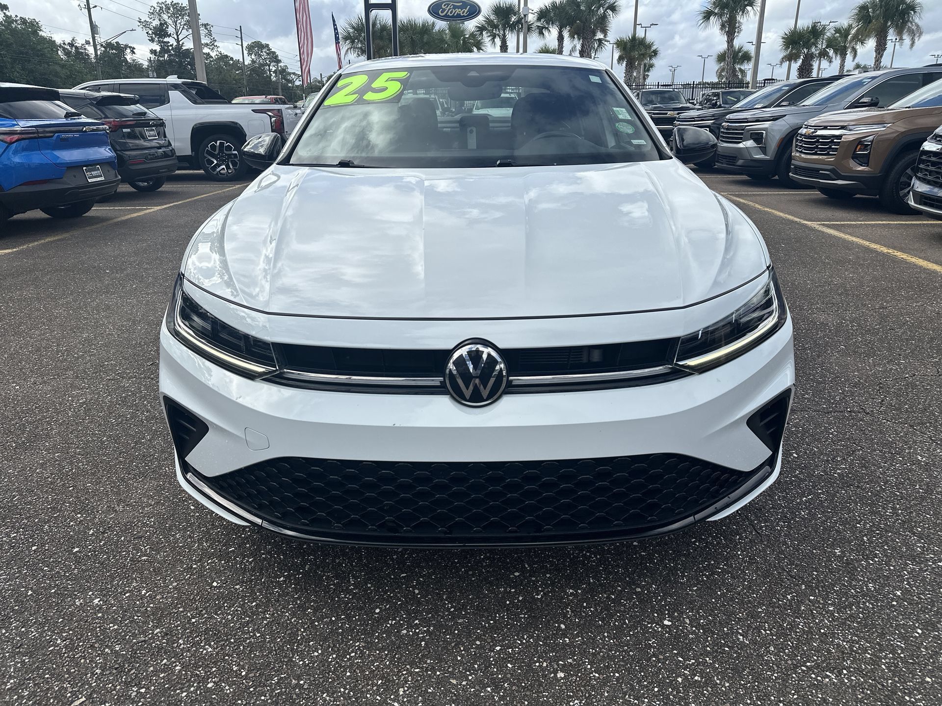 Used 2025 Volkswagen Jetta Sport FWD image 11