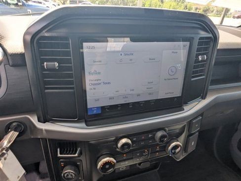 Used 2025 Ford F150 XL w/ Equipment Group 103A High AWD/4WD image 18