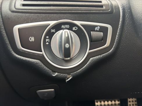 Used 2015 Mercedes-Benz C 400 4MATIC image 32