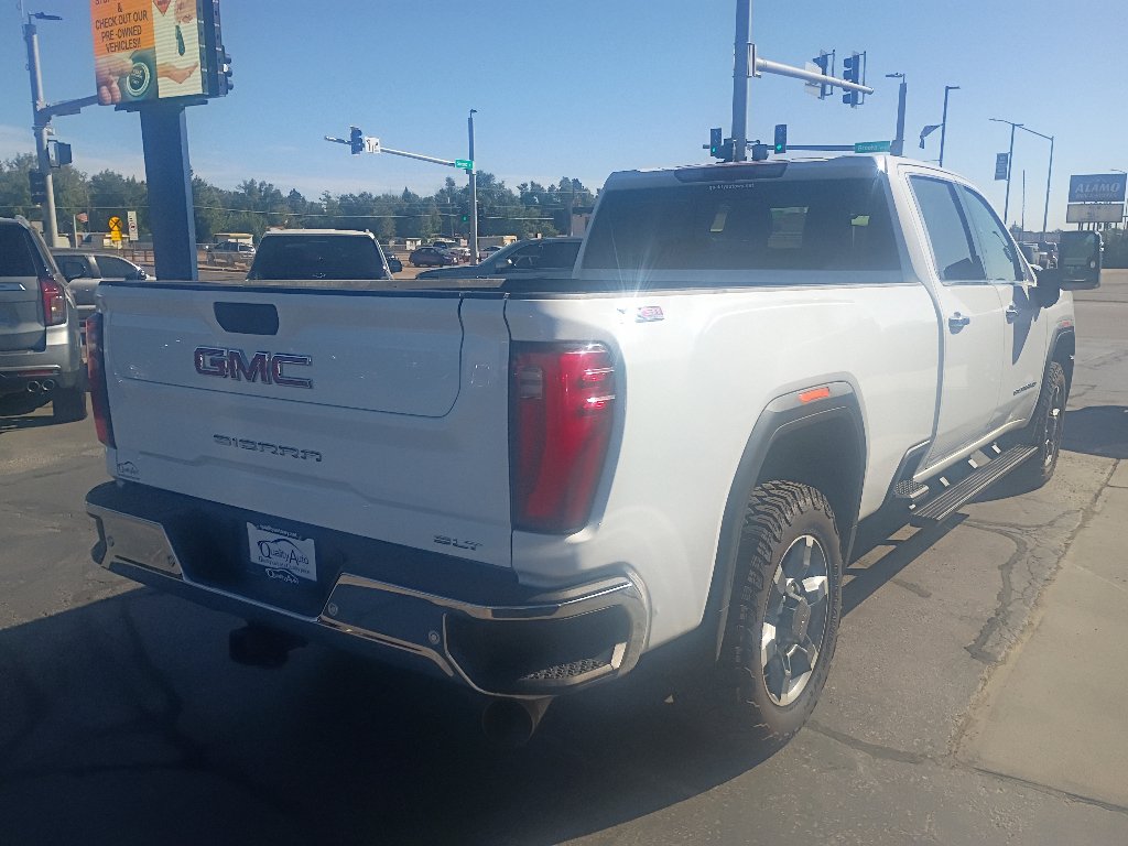 Used 2025 GMC Sierra 3500 SLT w/ SLT Premium Package AWD/4WD image 6