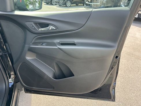 Used 2024 Chevrolet Equinox LT image 40