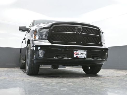 Used 2021 RAM 1500 Classic SLT w/ Electronics Convenience Group AWD/4WD image 47
