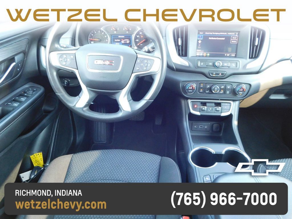 Used 2022 GMC Terrain SLE w/ Driver Convenience Package AWD/4WD image 16