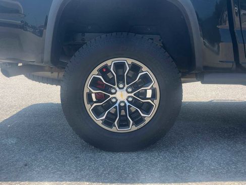 Used 2018 Chevrolet Colorado ZR2 AWD/4WD image 38