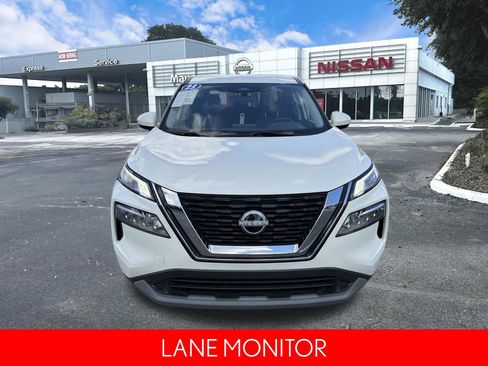 Certified 2023 Nissan Rogue SV image 8