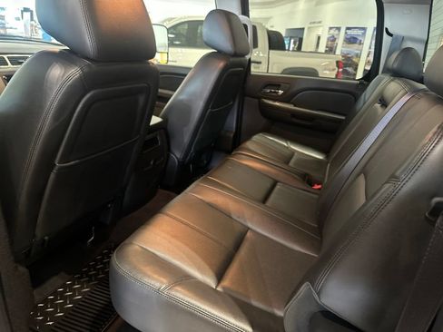 Used 2014 Chevrolet Silverado 3500 LTZ w/ LTZ Plus Package AWD/4WD image 15