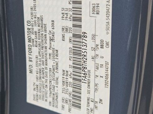 Used 2024 Ford Mustang Coupe image 29