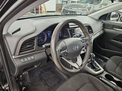 Used 2019 Hyundai Elantra SEL w/ Cargo Package FWD image 7