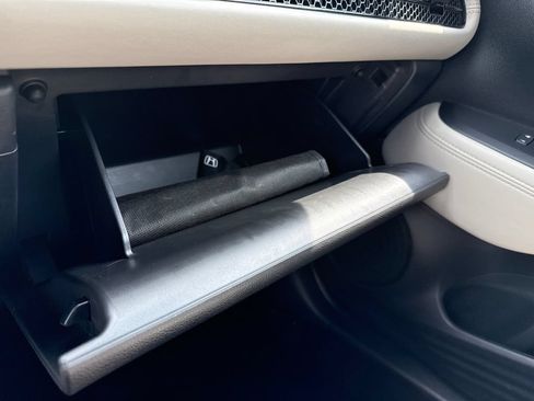 Certified 2025 Honda HR-V LX image 36