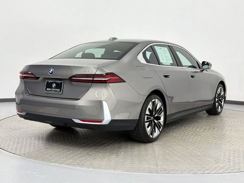 Certified 2026 BMW 530i image 9
