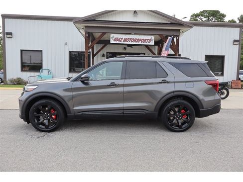 Used 2020 Ford Explorer ST w/ ST Street Pack AWD/4WD image 2
