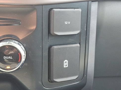 Used 2025 Ford F150 XLT w/ Equipment Group 301A Standard AWD/4WD image 17