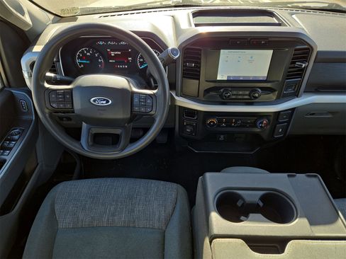 Used 2023 Ford F150 XLT image 14