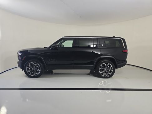 Used 2025 Rivian R1S Adventure AWD/4WD image 2
