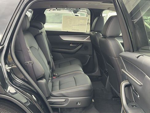 New 2025 MAZDA CX-90 3.3 Turbo w/ Preferred Package image 33