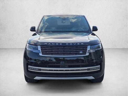 Used 2026 Land Rover Range Rover Long Wheelbase SE AWD/4WD image 2