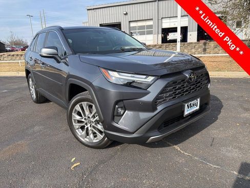 Used 2025 Toyota RAV4 Limited image 1