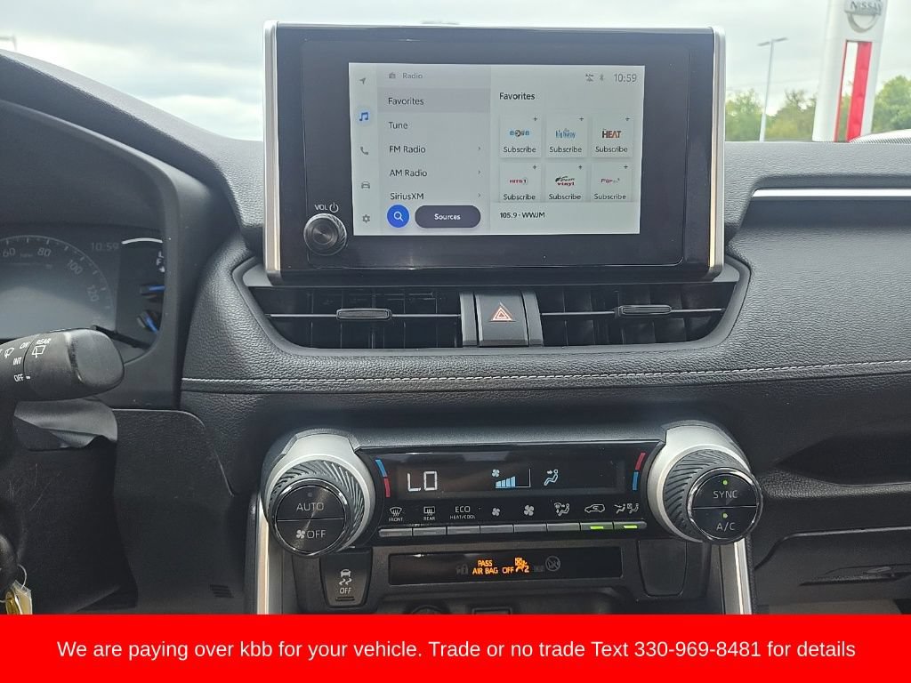 Used 2023 Toyota RAV4 LE AWD/4WD image 17