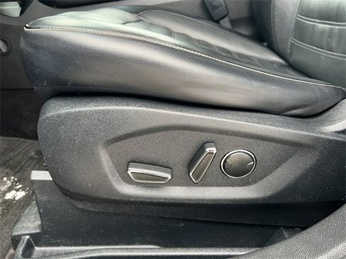 Used 2015 Ford Edge SEL w/ Equipment Group 201A image 11