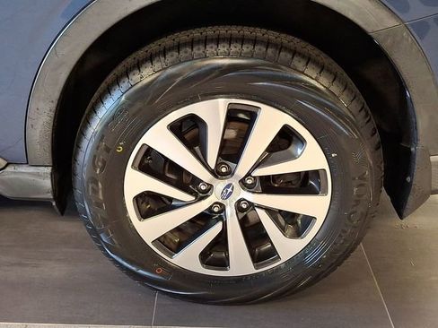 Used 2020 Subaru Outback Premium AWD/4WD image 8
