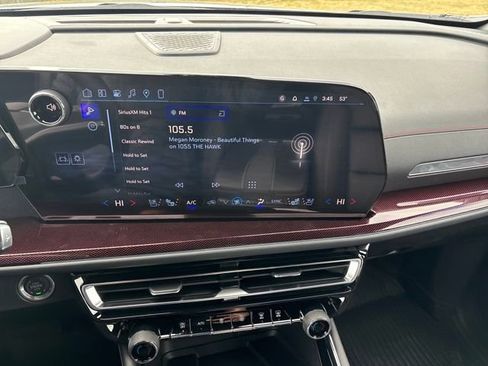 New 2026 Chevrolet Traverse RS w/ LPO, Floor Liner Package AWD/4WD image 19
