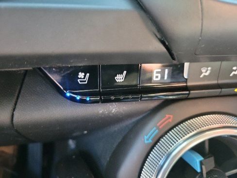 Used 2018 Chevrolet Camaro SS RWD image 20