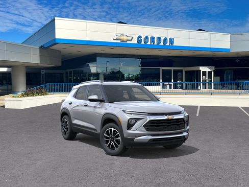 New 2026 Chevrolet TrailBlazer LT w/ Convenience Package FWD image 1