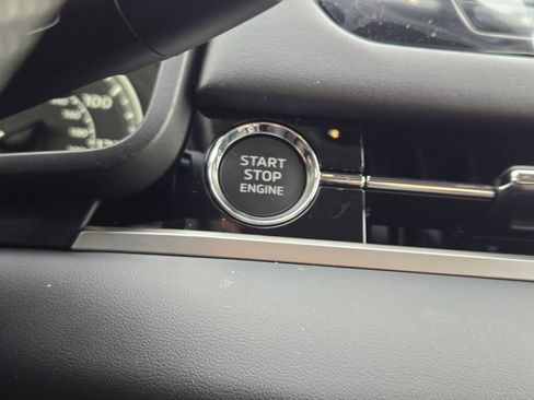 New 2026 Mitsubishi Outlander SE FWD image 20