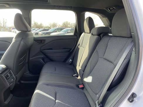 Used 2026 Subaru Forester Premium w/ Base/Premium Plus Package AWD/4WD image 4