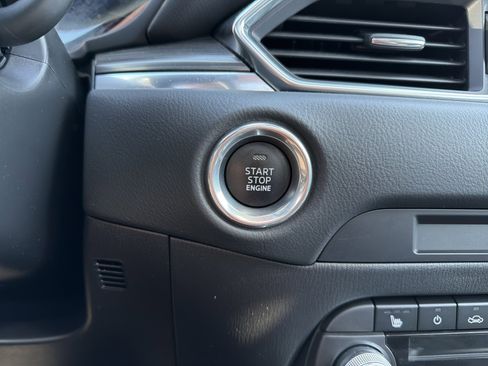 Used 2023 MAZDA CX-5 AWD 2.5 S w/ Premium Package image 18