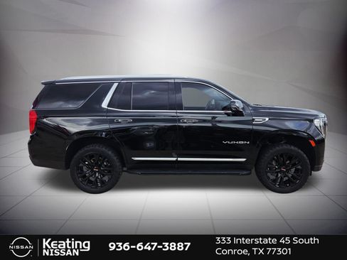 Used 2021 GMC Yukon SLT w/ Rear Media and Nav Package AWD/4WD image 9