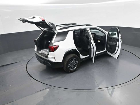 New 2026 GMC Terrain AT4 AWD/4WD image 30