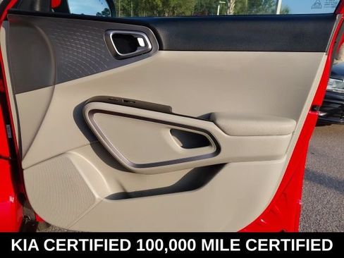Certified 2025 Kia Soul LX FWD image 22